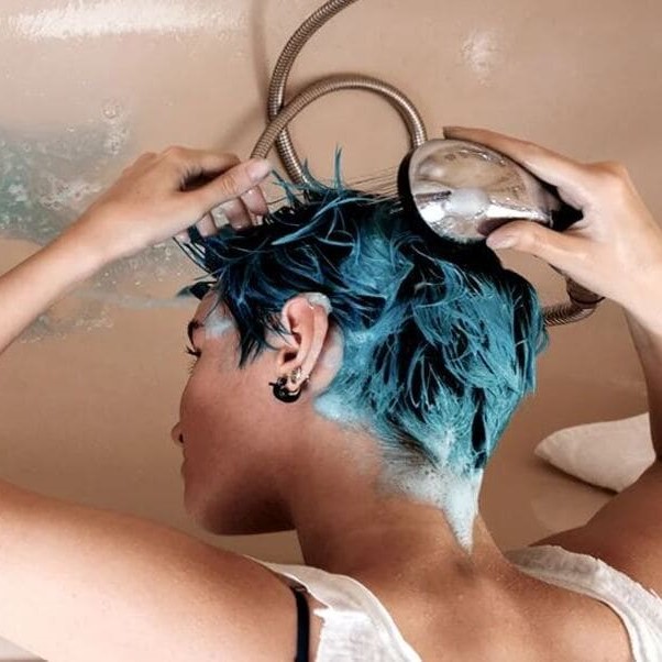 blue hair dye