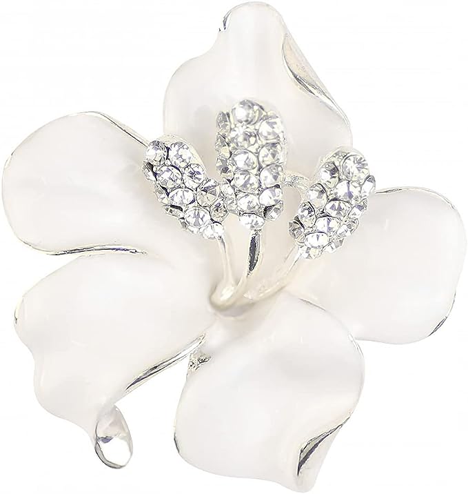 Les broches vintage : une tendance intemporelle