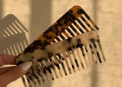 Find out the benefits of combing your hair