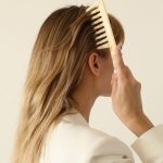 benefits of hair brushes versus combs