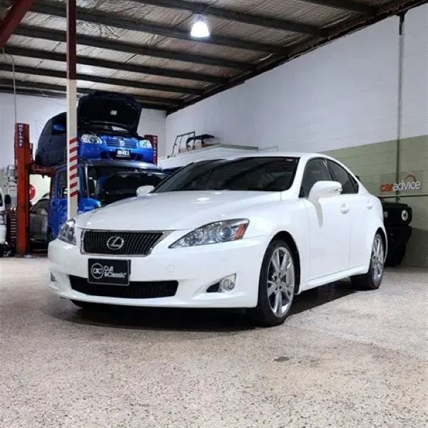 Style & Reliability: Inside the 2nd Gen IS350 Experience